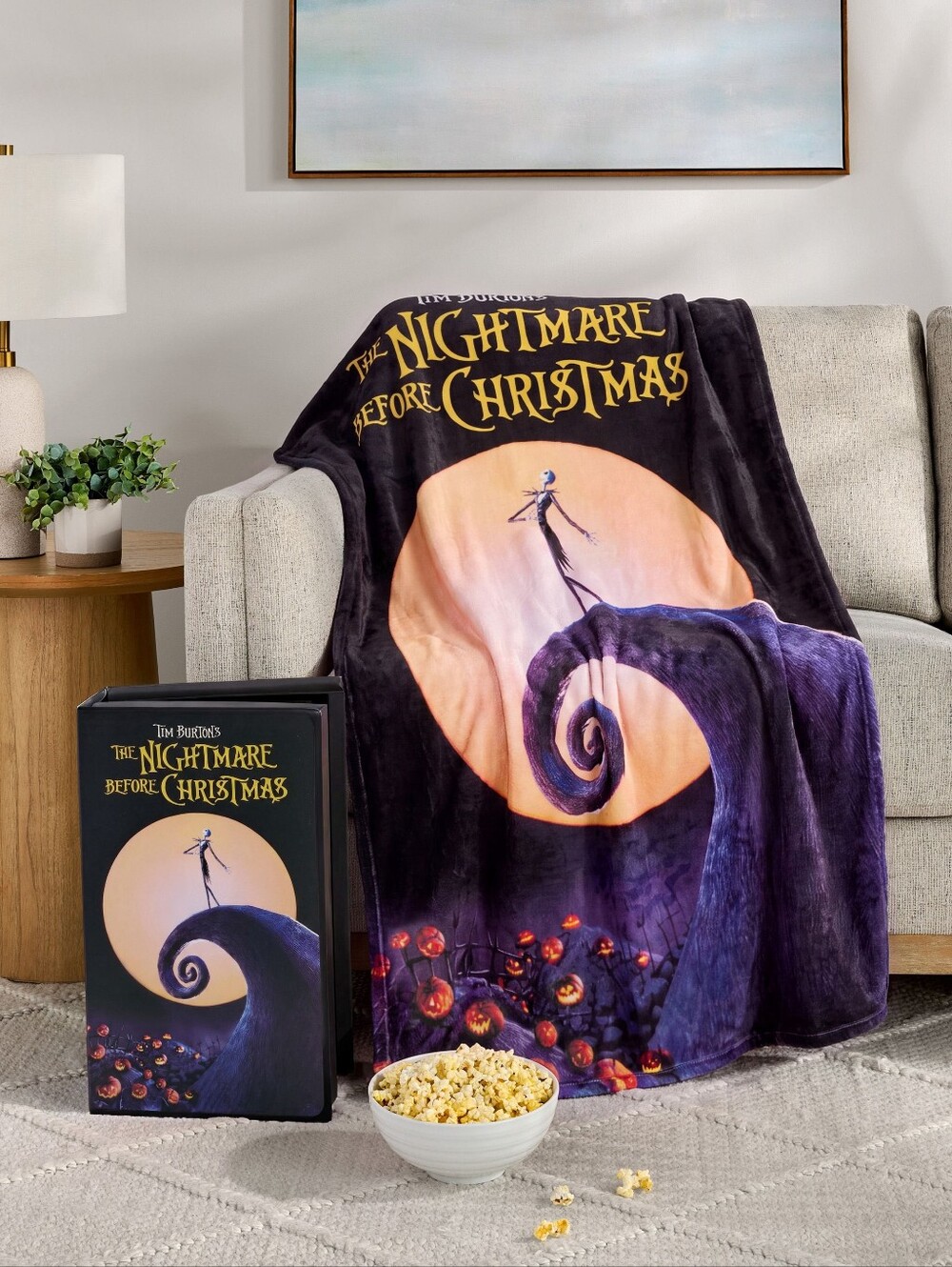 NIB Disney Classic NIGHTMARE BEFORE CHRISTMAS VHS Boxed Silk Touch Throw 50"x70"
